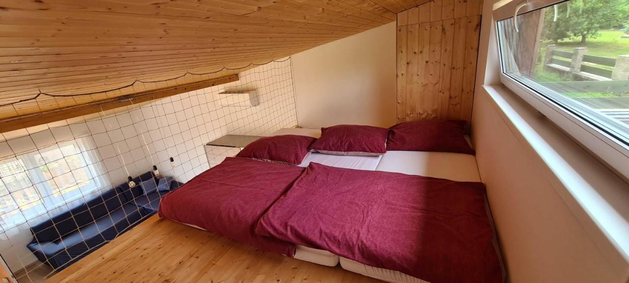 Orlická přehrada Chata Malá Kožlí u Orlíka Exterior foto